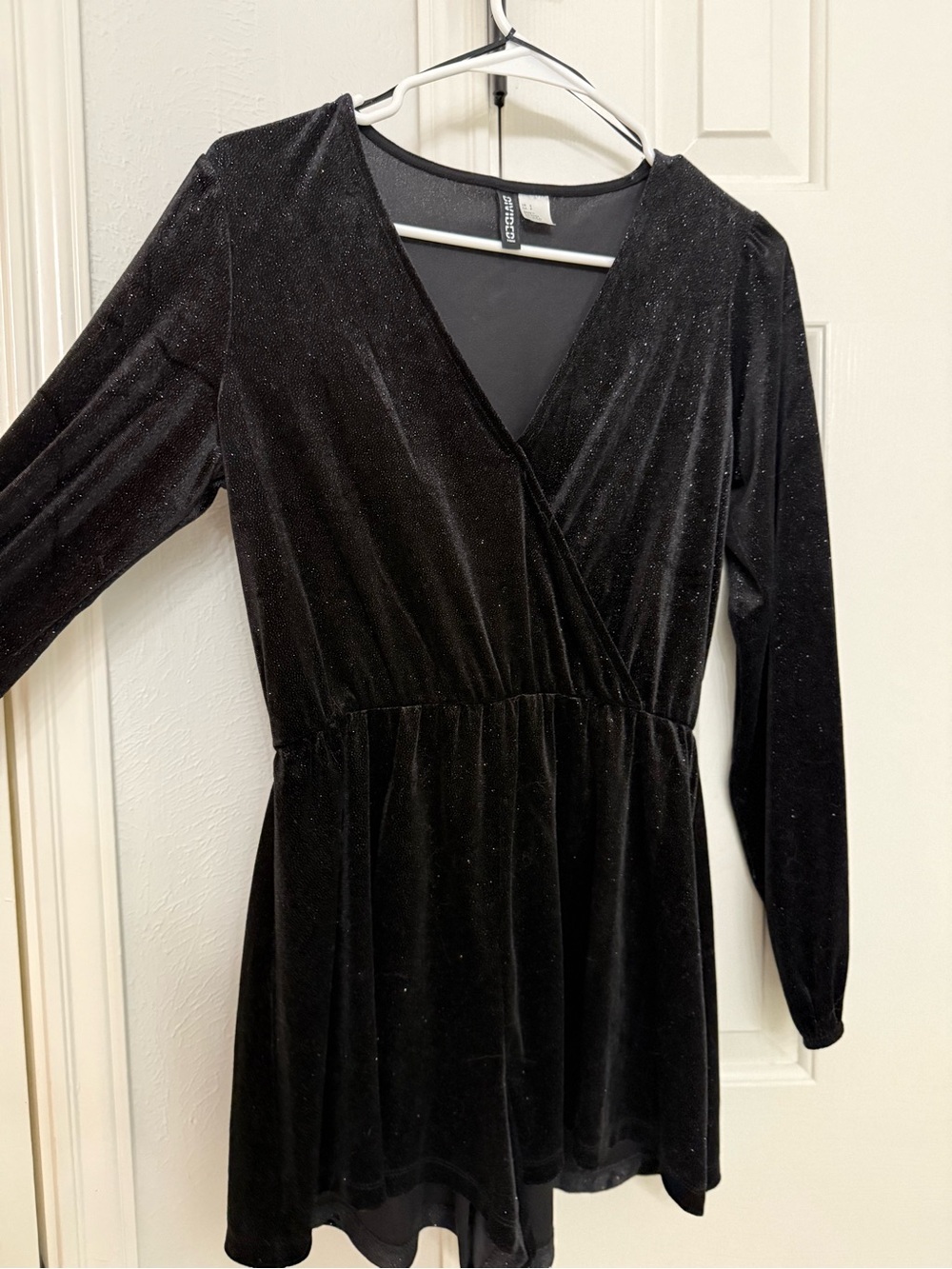 H&M Black Velvet Long Sleeve Jumpsuit Romper